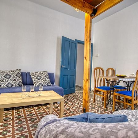 Mascot Bar Street Apartments Rhodes City Extérieur photo