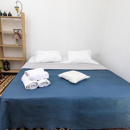 Mascot Bar Street Apartments Rhodes City Extérieur photo