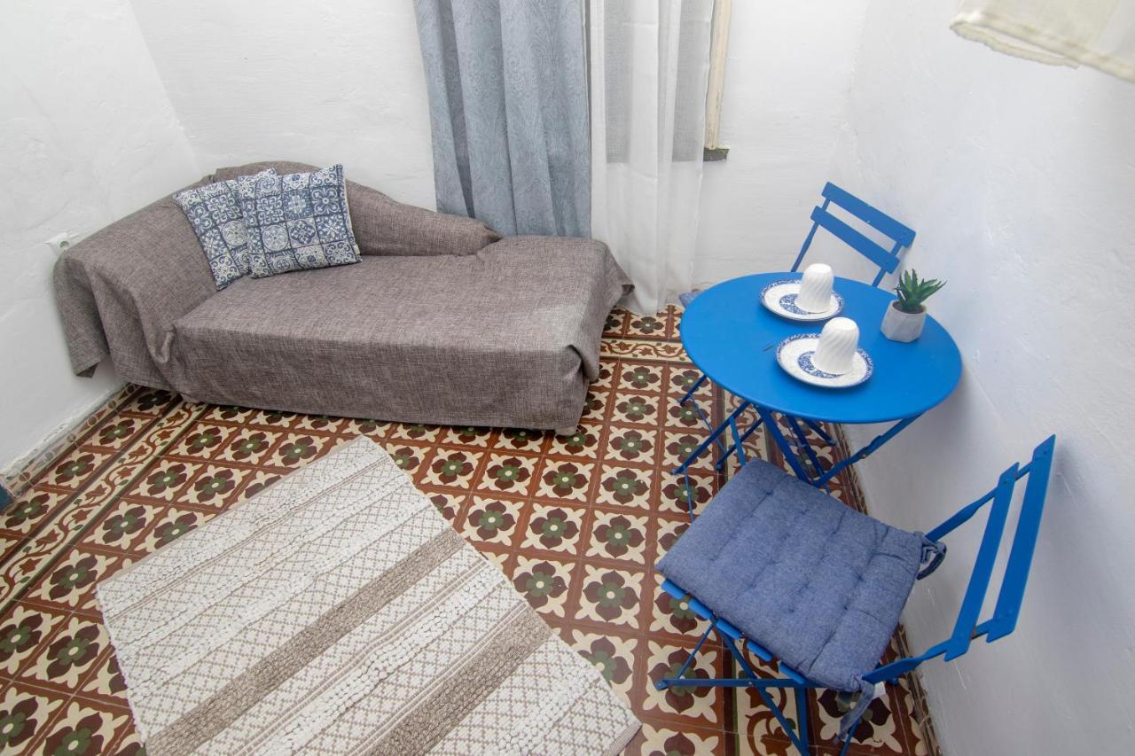 Mascot Bar Street Apartments Rhodes City Extérieur photo
