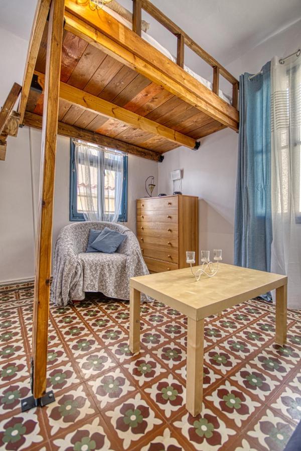 Mascot Bar Street Apartments Rhodes City Extérieur photo
