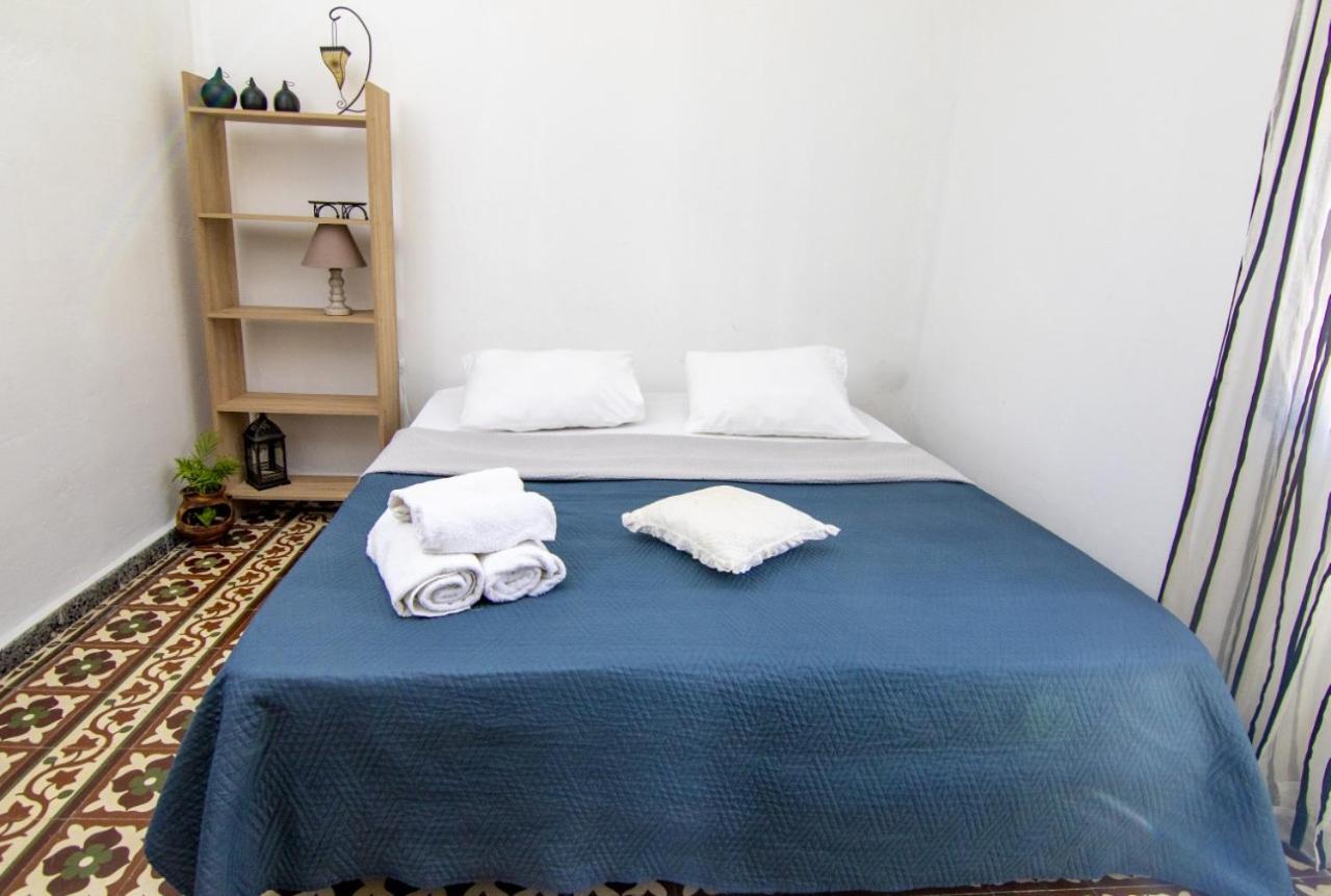 Mascot Bar Street Apartments Rhodes City Extérieur photo