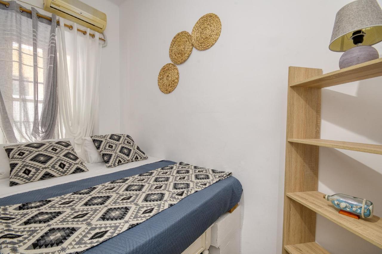 Mascot Bar Street Apartments Rhodes City Extérieur photo